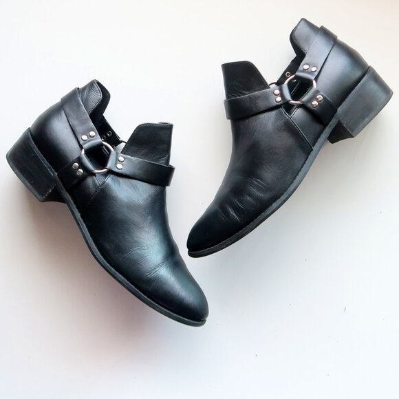 BP Black Leather Block Heel Silver Harness Western Ankle Boots Booties Size 8.5 - Picture 1 of 16